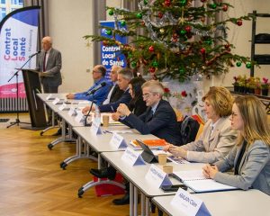Les différents partenaires lors de la signature du Contrat Local de Santé
